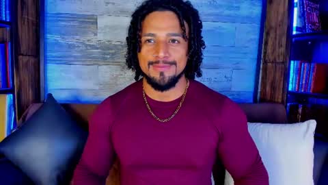 Snapshot of mike_estevess chatting on July 12, 5:42 am online show from July 12, 5:42 am