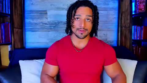 Snapshot of mike_estevess chatting on July 19, 6:39 am online show from July 19, 6:39 am