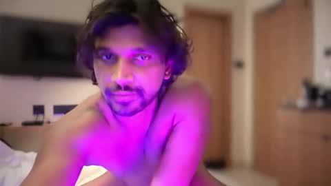 mike_lumeire online show from April 6, 9:16 pm