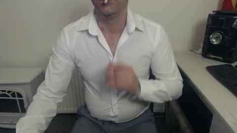 Snapshot of mike_master30 chatting on December 2, 6:09 am MikeMaster online show from December 2, 6:09 am