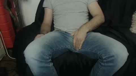 Snapshot of mike_master30 chatting on December 4, 7:17 am MikeMaster online show from December 4, 7:17 am