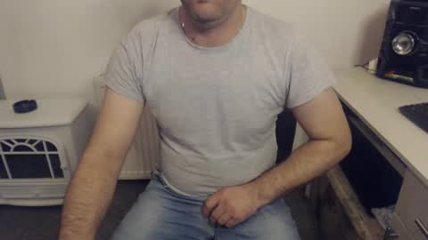 Snapshot of mike_master30 chatting on December 12, 4:10 pm MikeMaster online show from December 12, 4:10 pm