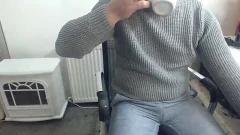 Snapshot of mike_master30 chatting on February 28, 9:15 am MikeMaster online show from February 28, 9:15 am