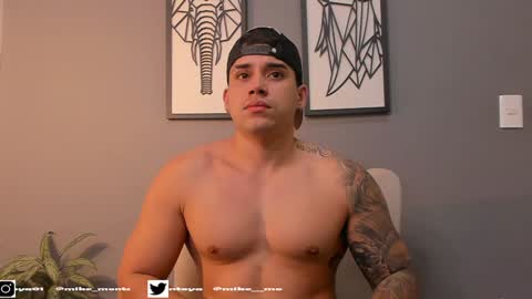 Snapshot of mike_montoya chatting on January 24, 3:11 am Mike Montoya online show from January 24, 3:11 am