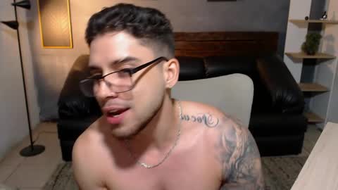 Mike Montoya online show from June 6, 1:54 am