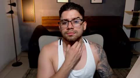Mike Montoya online show from June 11, 12:32 am