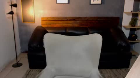 Mike Montoya online show from June 17, 11:49 pm