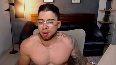 Mike Montoya online show from July 8, 10:03 pm