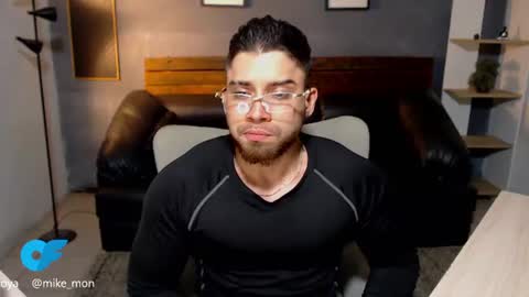 Mike Montoya online show from July 26, 3:04 am