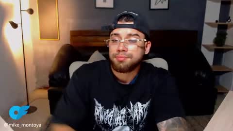 Mike Montoya online show from July 29, 3:48 am