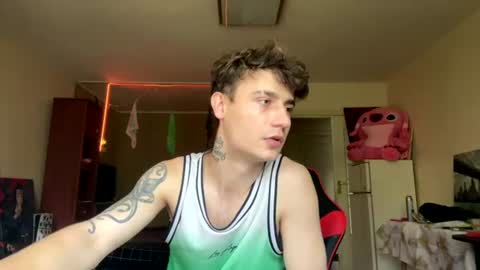 Snapshot of mike_severi chatting on June 25, 8:41 am Mike online show from June 25, 8:41 am