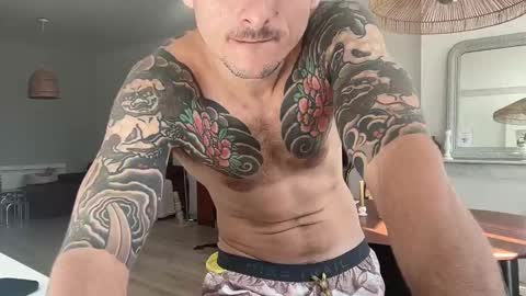 mikeappleseed online show from October 30, 11:55 am