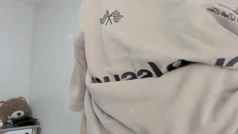 Snapshot of mikebelf4 chatting on February 17, 11:44 pm Mikebelf4 online show from February 17, 11:44 pm