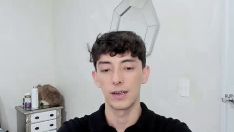 Snapshot of mikebelf4 chatting on March 16, 9:41 pm Mikebelf4 online show from March 16, 9:41 pm