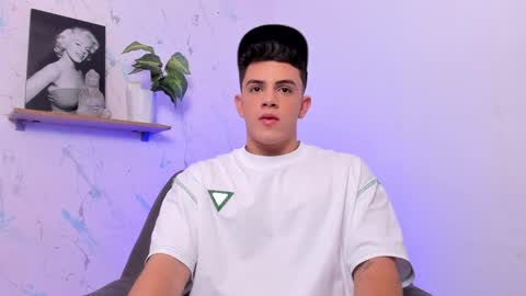 Snapshot of mikecooper_ chatting on December 5, 5:26 am Mike Cooper online show from December 5, 5:26 am