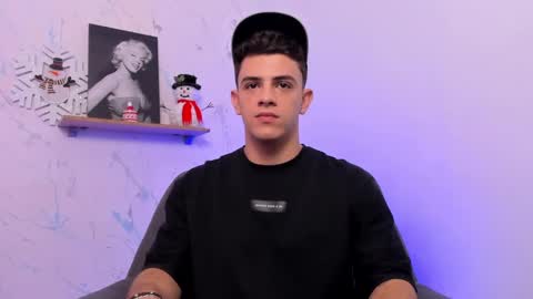 Snapshot of mikecooper_ chatting on January 10, 6:09 am Mike Cooper online show from January 10, 6:09 am