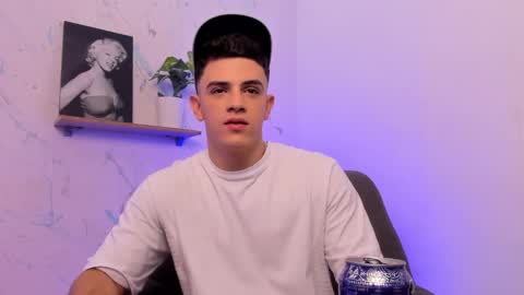 Snapshot of mikecooper_ chatting on February 13, 7:56 am Mike Cooper online show from February 13, 7:56 am