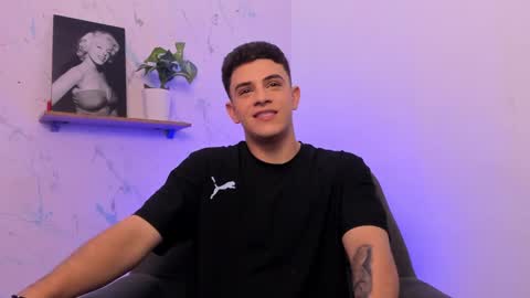 Snapshot of mikecooper_ chatting on February 19, 5:16 am Mike Cooper online show from February 19, 5:16 am