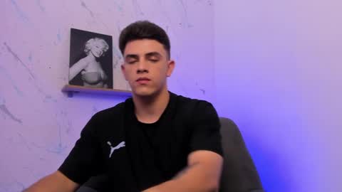 Snapshot of mikecooper_ chatting on March 11, 5:05 am Mike Cooper online show from March 11, 5:05 am