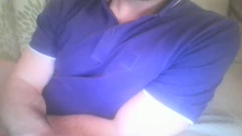 Snapshot of mikehockishuge9 chatting on May 21, 10:06 pm mikehockishuge9 online show from May 21, 10:06 pm