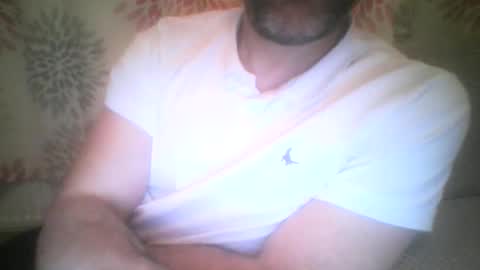 Snapshot of mikehockishuge9 chatting on June 9, 10:21 pm mikehockishuge9 online show from June 9, 10:21 pm