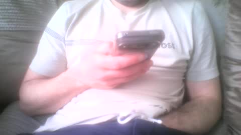 Snapshot of mikehockishuge9 chatting on June 21, 10:40 am mikehockishuge9 online show from June 21, 10:40 am