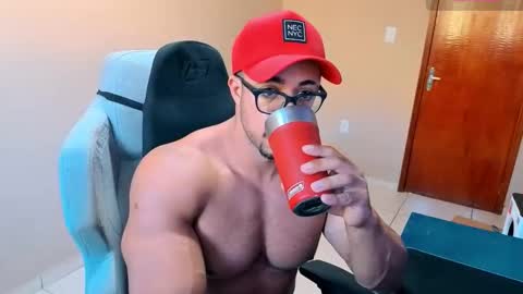 Snapshot of mikehotk chatting on September 30, 7:19 pm mikehotk online show from September 30, 7:19 pm