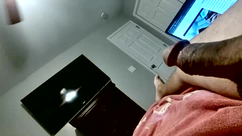 Snapshot of mikehunt6922 chatting on August 3, 4:00 pm MikeHunt online show from August 3, 4:00 pm