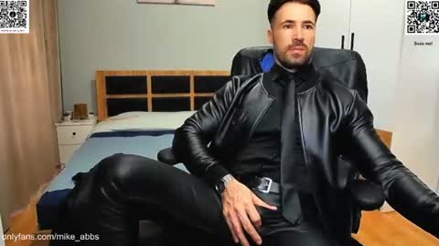 Mike    online show from June 16, 2:09 pm