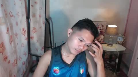 Snapshot of miketeaser chatting on February 18, 10:27 am miketeaser online show from February 18, 10:27 am