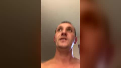 Snapshot of mikevp09 chatting on December 2, 11:45 pm New and curious online show from December 2, 11:45 pm