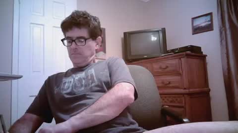 Snapshot of mikewulds chatting on July 3, 2:29 am Mike online show from July 3, 2:29 am