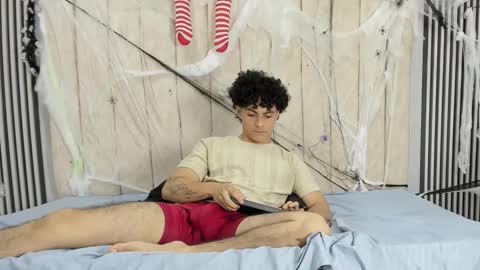 mikey_banji online show from November 1, 9:06 pm