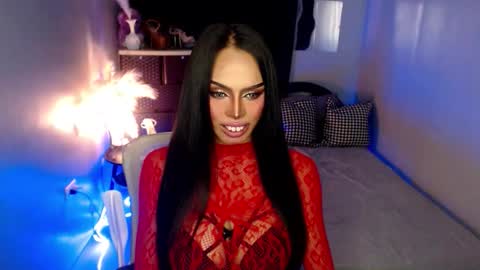 Mistress MikeyAlawi online show from March 13, 9:49 am