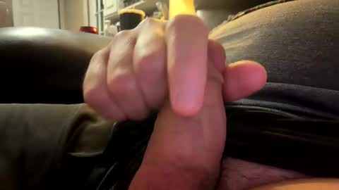 Snapshot of mikeylikesit2222 chatting on November 2, 12:57 am mikeylikesit2222 online show from November 2, 12:57 am