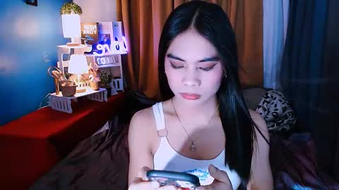 Snapshot of mikhayla_and_zeus_room chatting on December 29, 6:35 am Mikhayla and Zeus online show from December 29, 6:35 am