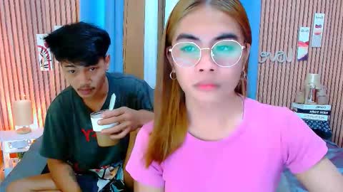 Snapshot of mikhayla_and_zeus_room chatting on November 4, 1:16 am Mikhayla and Zeus online show from November 4, 1:16 am