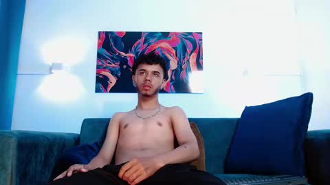 Mikhel online show from December 19, 1:23 am