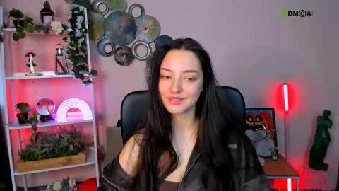 Snapshot of miki_nikki chatting on March 26, 6:52 am Miki online show from March 26, 6:52 am