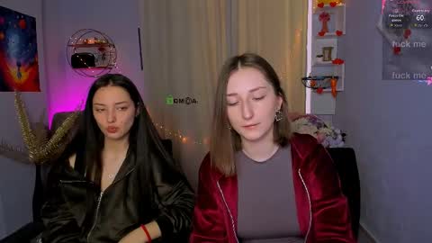 Snapshot of miki_nikki chatting on April 6, 5:41 am Miki online show from April 6, 5:41 am