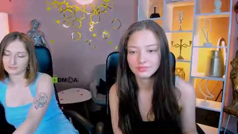 Snapshot of miki_nikki chatting on June 30, 5:41 am Miki online show from June 30, 5:41 am