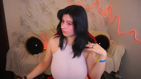 Miki online show from December 13, 8:04 pm