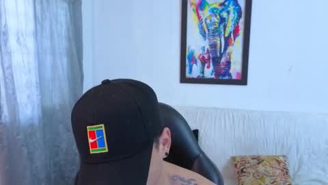 MIKKE online show from November 30, 1:26 pm