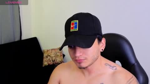 MIKKE online show from February 19, 2:57 pm