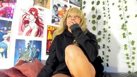 Snapshot of miku_katsuragi chatting on December 23, 3:07 am miku katsuragi online show from December 23, 3:07 am