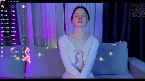 Milkiss online show from December 17, 6:36 pm