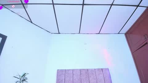 mila_1wood online show from March 13, 2:29 am