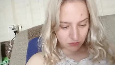 Mila 420 online show from June 11, 12:47 pm