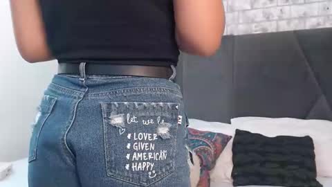 mila_adamss online show from October 17, 9:23 am