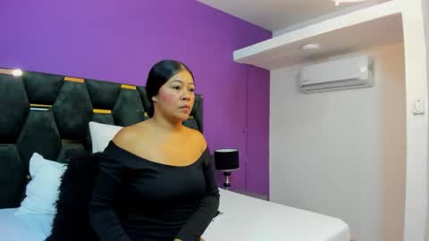 mila_adamss online show from March 26, 10:10 am